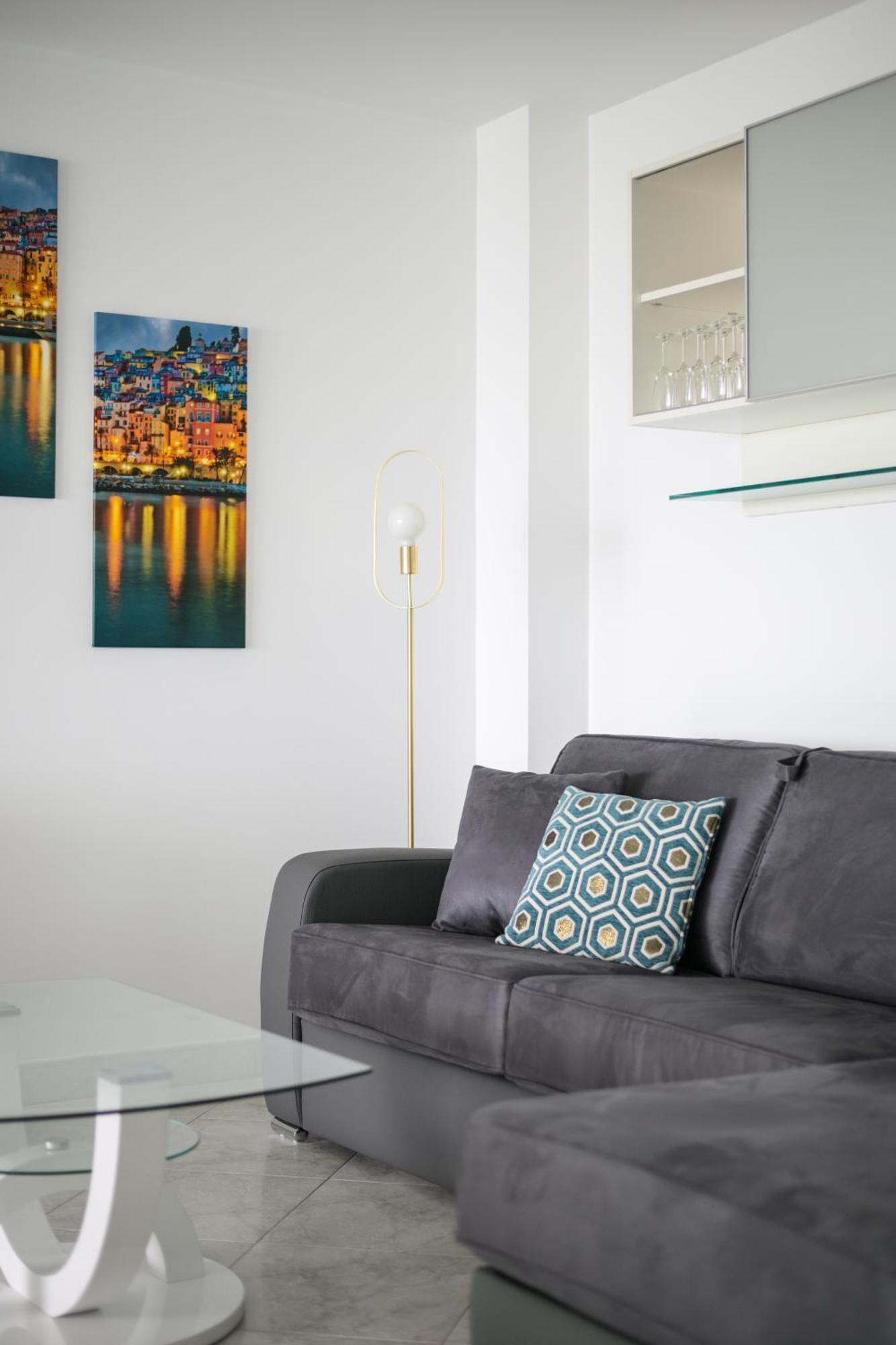 Appartement Admiral Plaza, Superbe 2p Vue Au Coeur De Menton